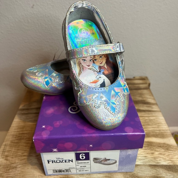 🆕 Disney Frozen ❄️ Toddlers Ballet Flats Dress Up Elsa & Anna Shoes Sz 6 - Picture 1 of 10